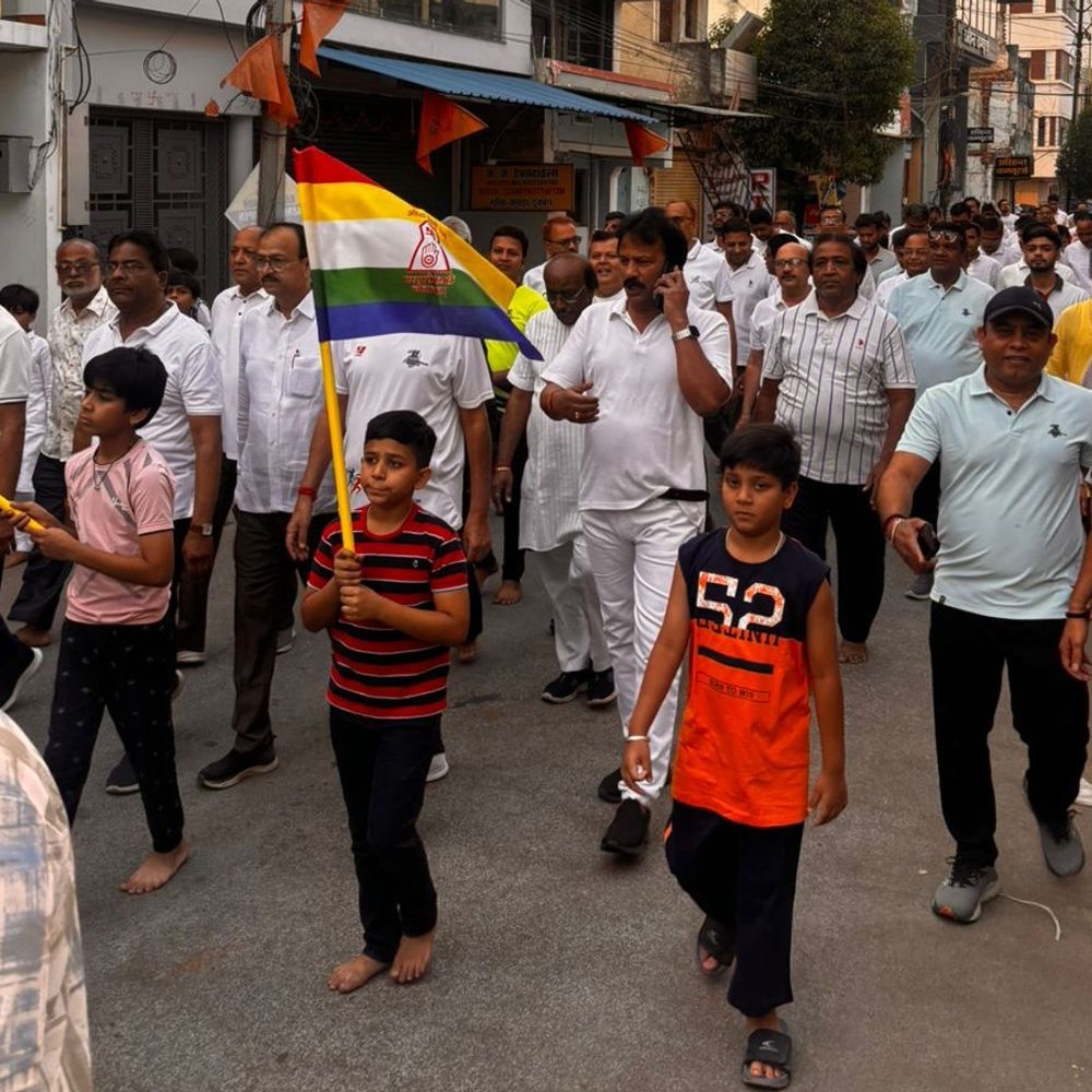 राजनांदगांव में महावीर जन्म कल्याणक महोत्सव:अहिंसा और सद्भावना का संदेश देती हुई पदयात्रा निकली, शहर में गूंजे महावीर के जयकारे