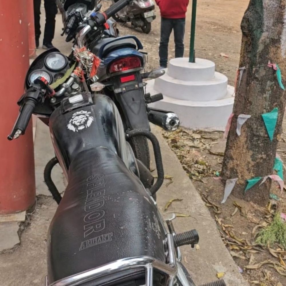 कोडरमा में बाइक चोर गिरोह के 5 सदस्य गिरफ्तार:तीन चोरी की मोटरसाइकिलें बरामद, गुप्त सूचना पर पुलिस ने की कार्रवाई