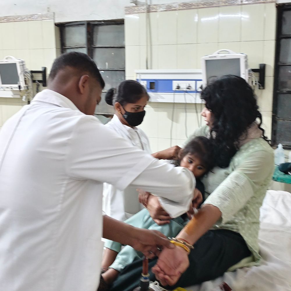 समस्तीपुर में घर में घुसकर महिला पर लाठी-ब्लेड से हमला:रास्ता विवाद को लेकर गोतिया ने की मारपीट, कई बार पंचायती भी हो चुकी