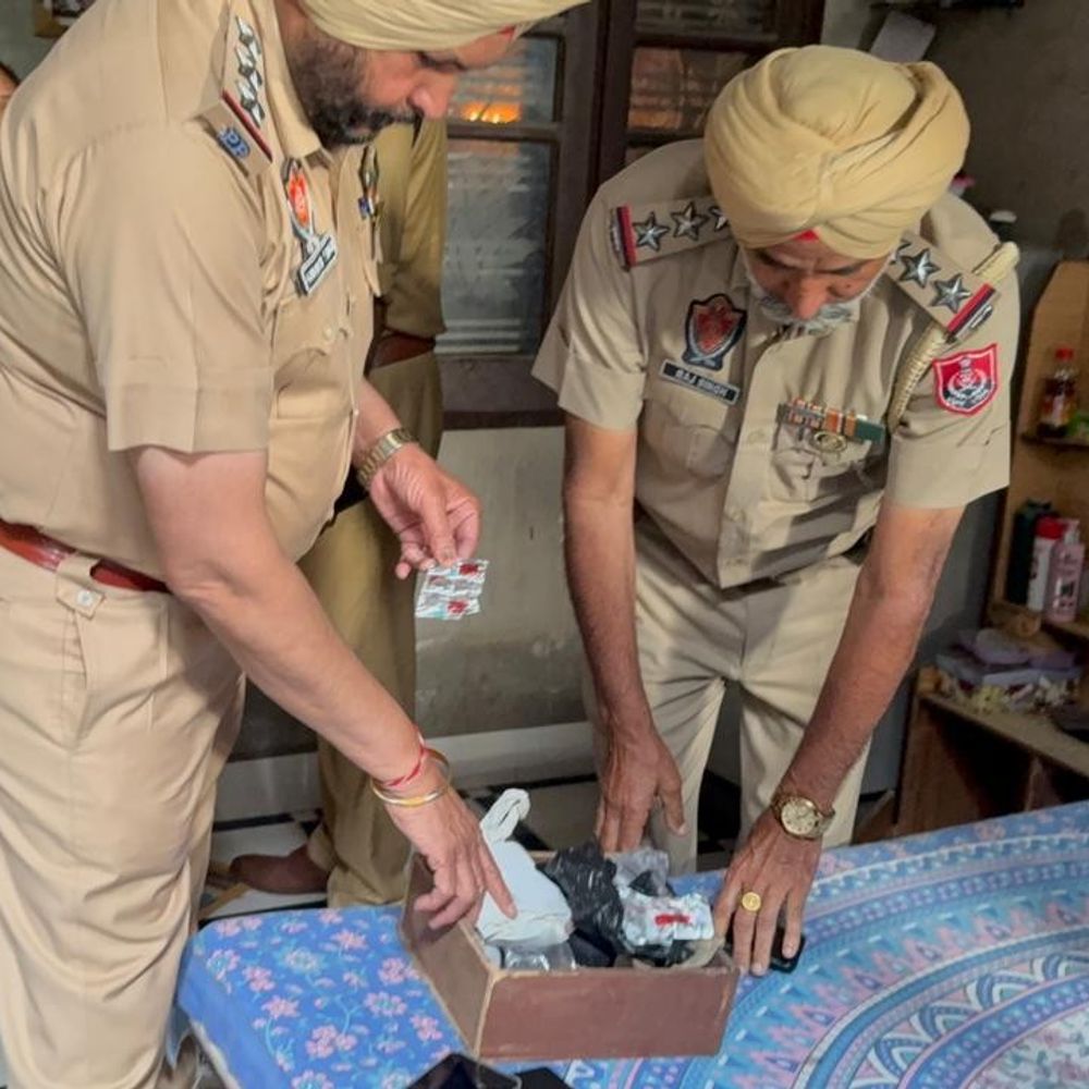 मोगा पुलिस ने नशे के खिलाफ CASO अभियान चलाया:हॉटस्पॉट्स पर की जांच; SSP की अपील- नशा बेचने वालों की जानकारी दें