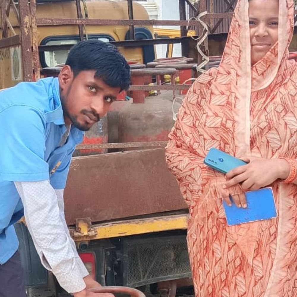 मधुबनी में रसोई गैस की अवेलबिलिटी नार्मल:डिस्ट्रीब्यूशन सिस्टम सामान्य, ब्लैक मार्केटिंग पर होगा एक्शन