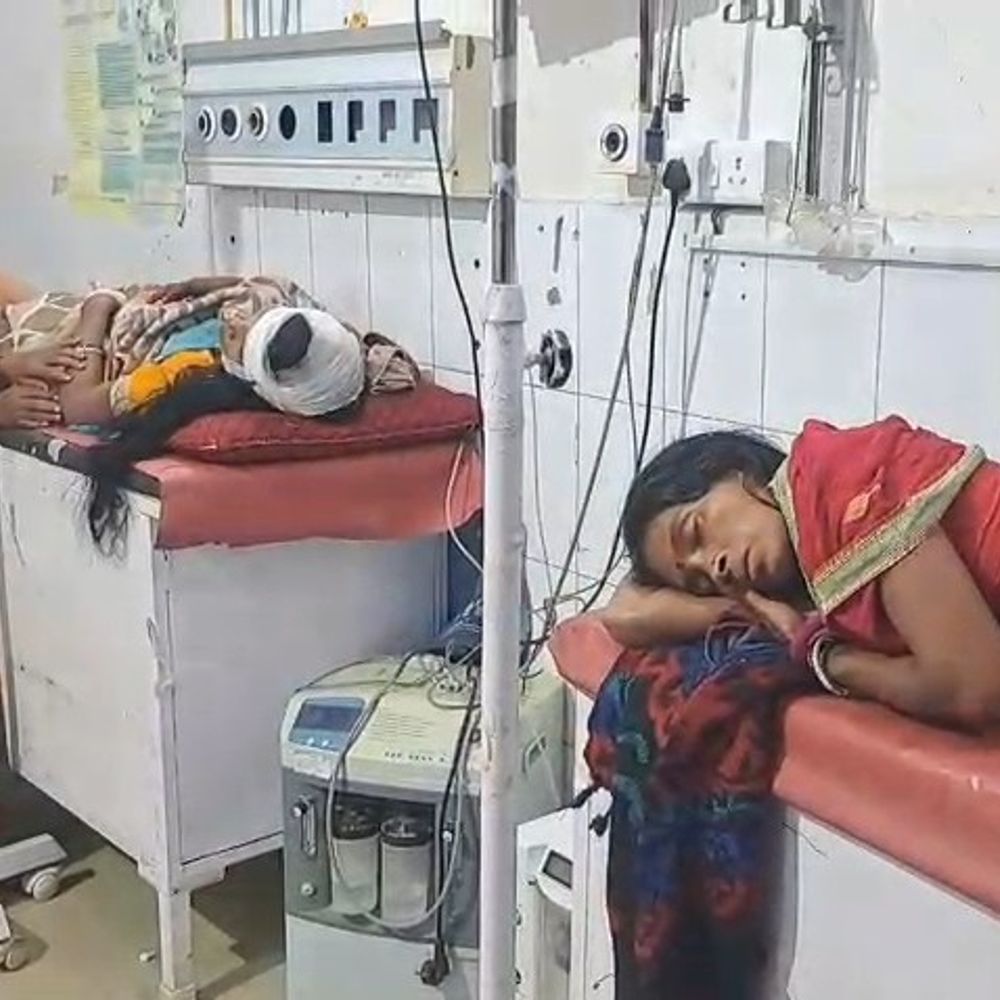 जमुई के सोनो में मवेशी विवाद पर खूनी झड़प:एक ही परिवार के 4 लोग घायल, धारदार हथियार से हमला, महिला की हालत गंभीर