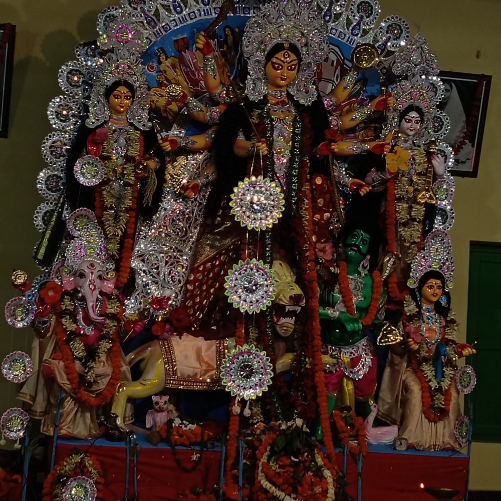 चैत्र नवरात्र को लेकर भक्तिमय हुआ शहर का माहौल:देवी दुर्गा के दर्शन के लिए उमड़ा आस्था का सैलाब, महाआरती में शामिल हुए हजारों श्रद्धालु