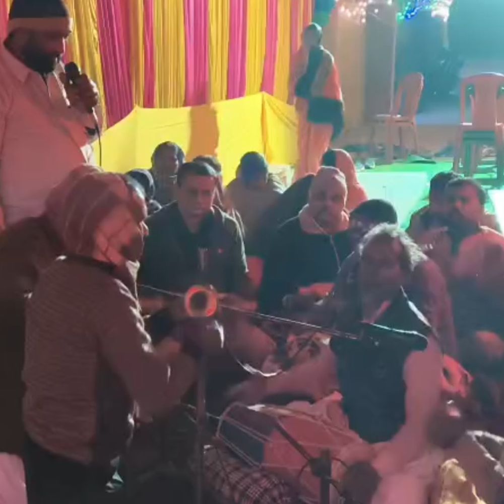 ढोल-मंजीरे की थाप पर जिंदा है लोक संस्कृति:बांका में फगुआ गीतों की गूंज, दो दिनों तक मनाई जाती है पारंपरिक होली