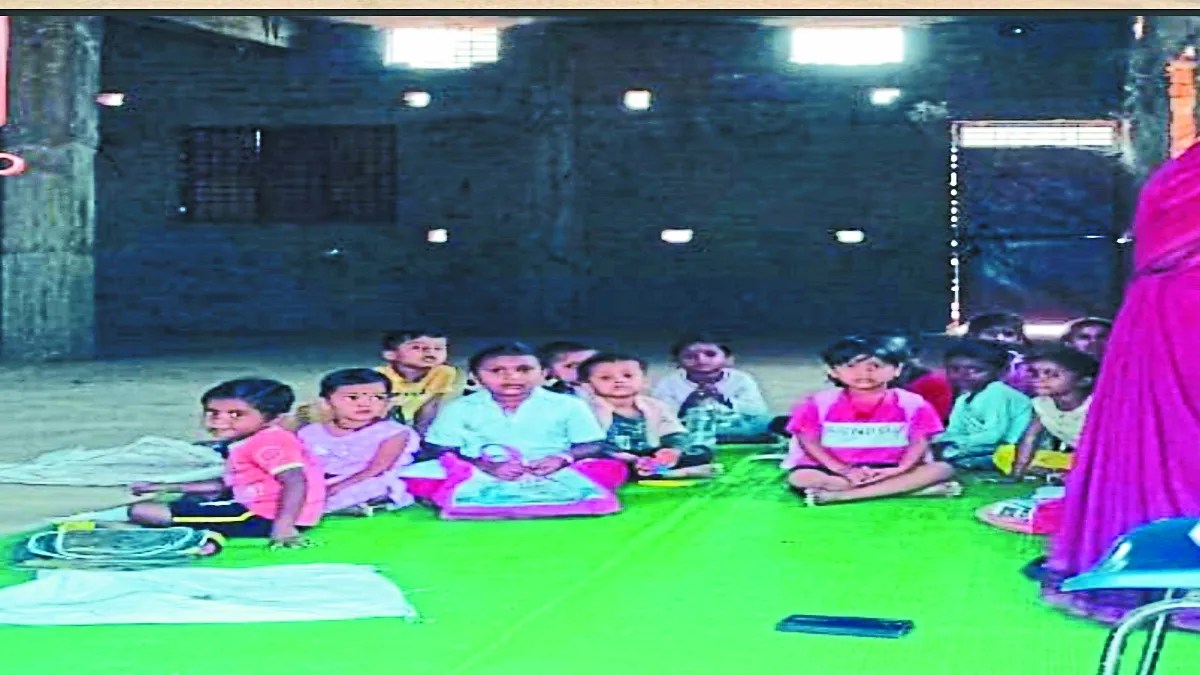 14 साल बाद भी 50 आंगनबाड़ी केंद्रों में नहीं पहुंची बिजली