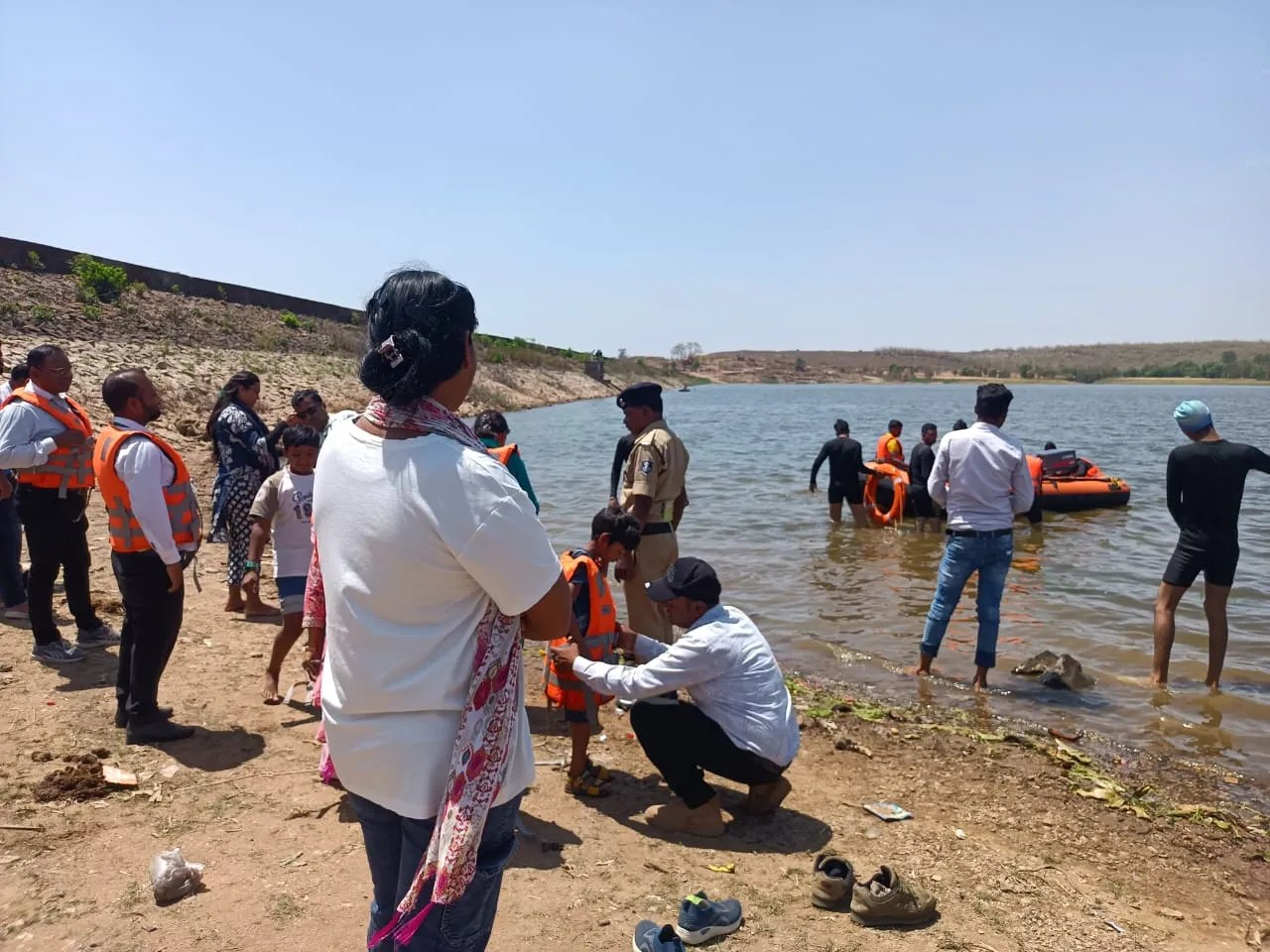 कोसमी डैम पर मॉक ड्रिल कर रेस्क्यू तकनीकों का किया गया प्रदर्शन