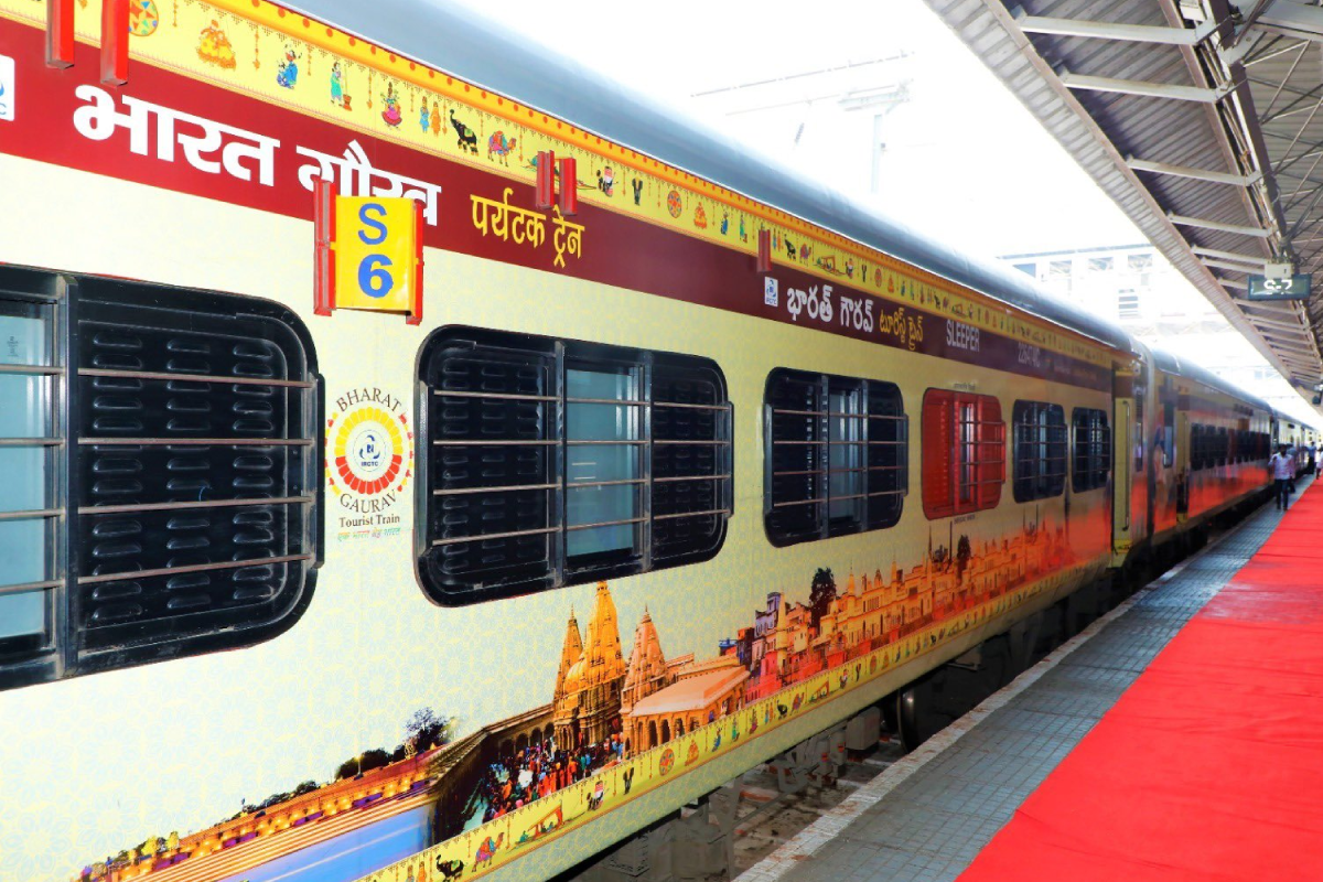 11 दिन में घूमे उज्जैन, मथुरा, हरिद्वार, ऋषिकेश, अमृतसर और वैष्णो देवी, क्या है रेलवे का स्पेशल पैकेज