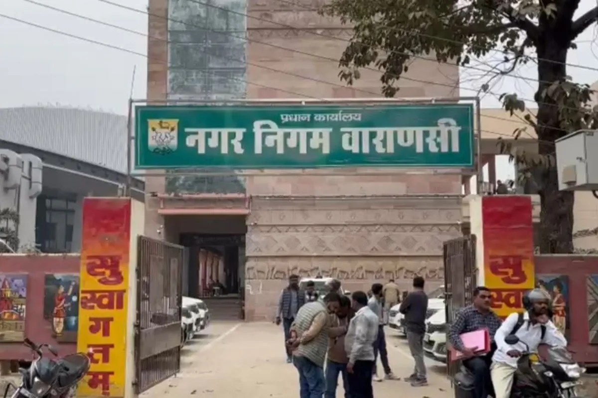 वाराणसी में टैक्स सिस्टम होगा हाईटेक, व्हाट्सएप पर हाउस टैक्स बिल लाने की तैयारी