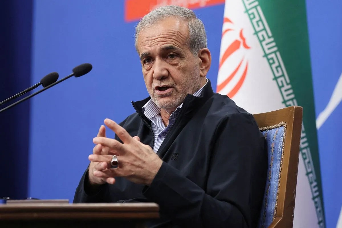 Iran Israel War: “स्ट्रेट ऑफ होर्मुज सभी के लिए खुला, सिवाय उनके…” डोनाल्ड ट्रंप की धमकी पर ईरानी राष्ट्रपति का करारा जवाब