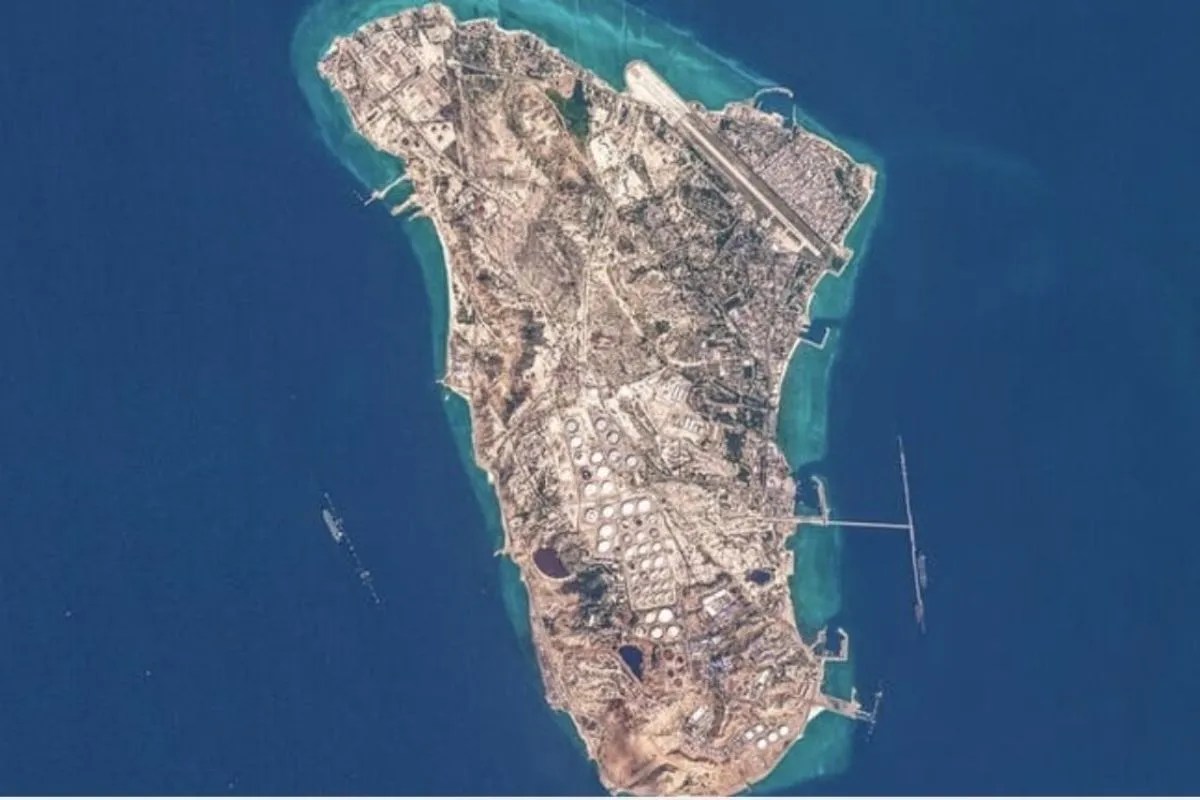 Middle East Crisis: होर्मुज, चाबहार और खार्ग पर कब्जे की तैयारी? ईरान ने अमेरिका समेत दुश्मन देशों को दी चेतावनी