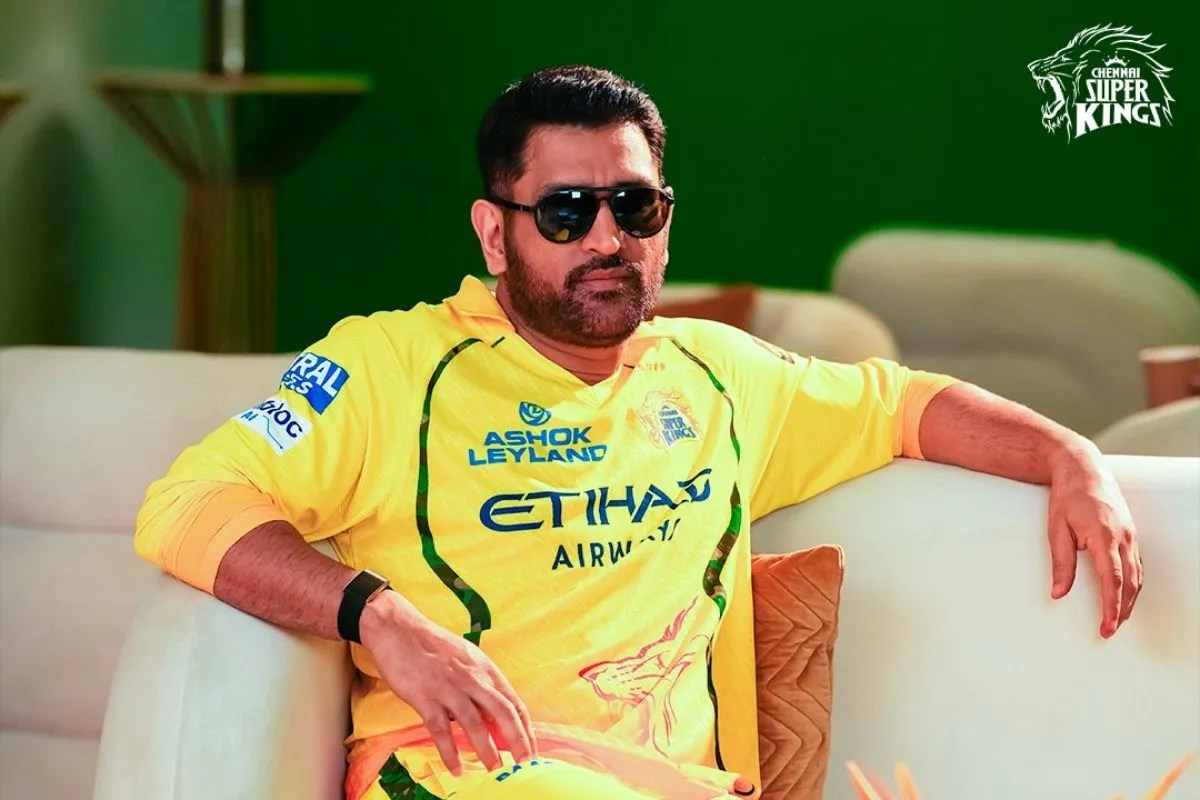 IPL 2026 से पहले CSK के फैंस के लिए बुरी खबर, ट्रेनिंग सेशन में लंगड़ाते नजर आए एमएस धोनी, देखें वीडियो