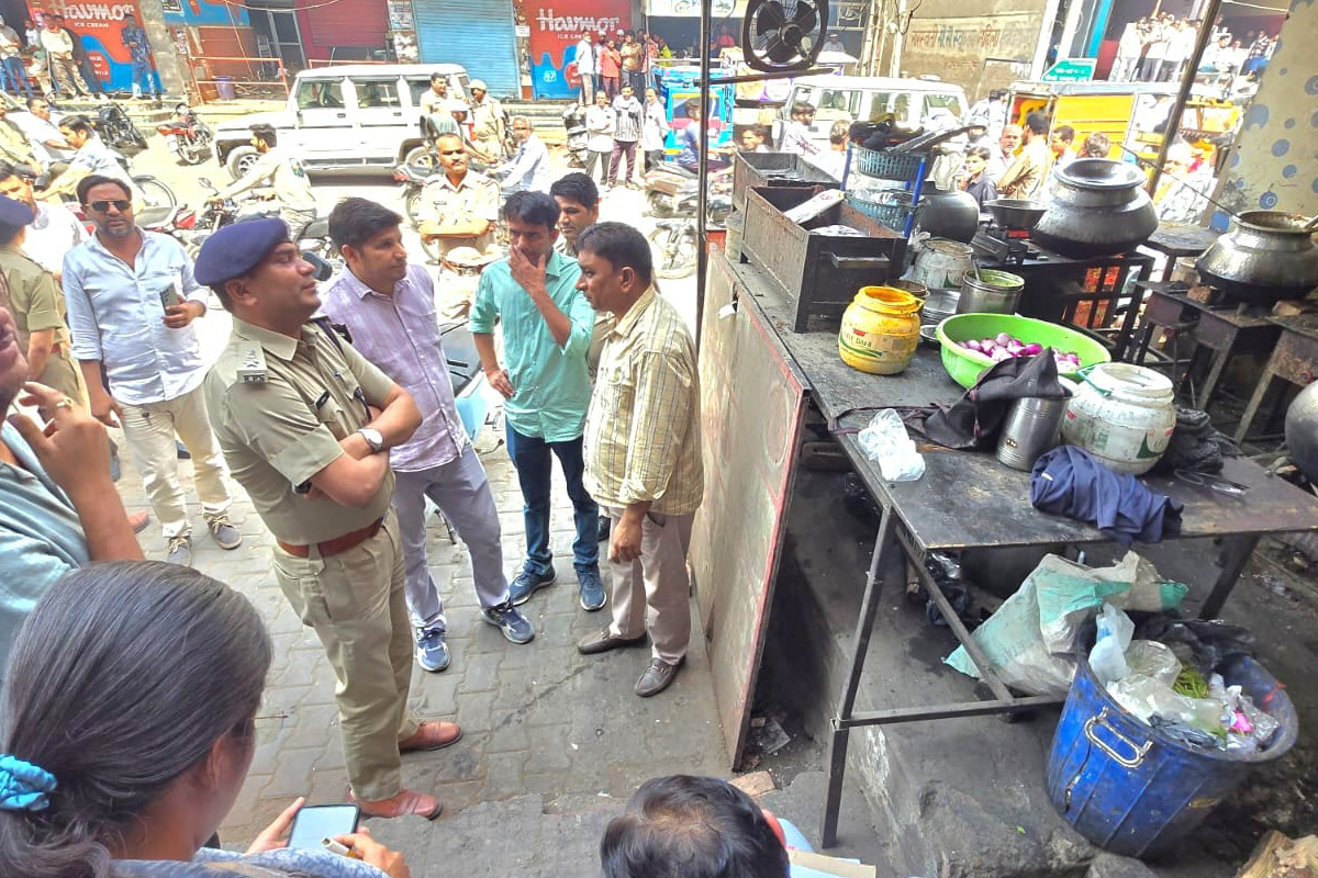 Nagaur Crime: रसद विभाग की कार्रवाई से हड़कंप, होटल संचालक बोला- खुद को लगा दूंगा आग, अफरा-तफरी मची