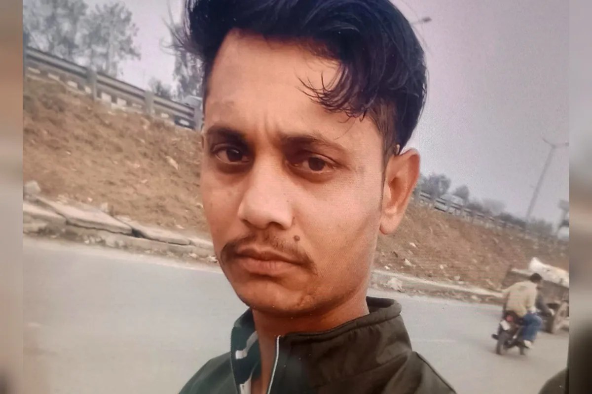 Kanpur News:हाईवे किनारे खड़े ट्रक में मिला खलासी का शव, चालक फरार, परिजन ने जताई हत्या की आशंका