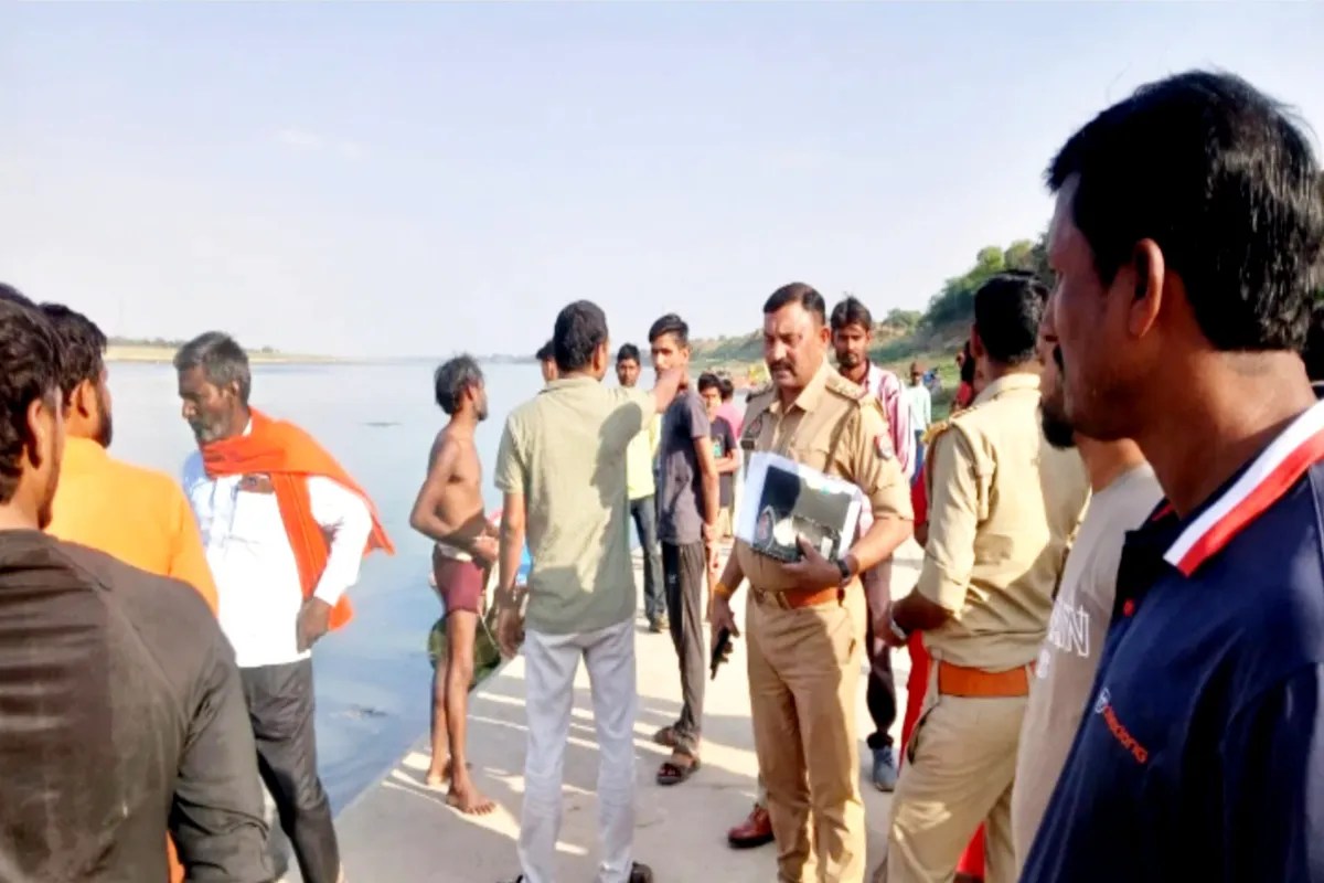 Chitrakoot News: यमुना नदी में डूबने से 16 वर्षीय किशोर की मौत, विसर्जन के दौरान हुआ हादसा