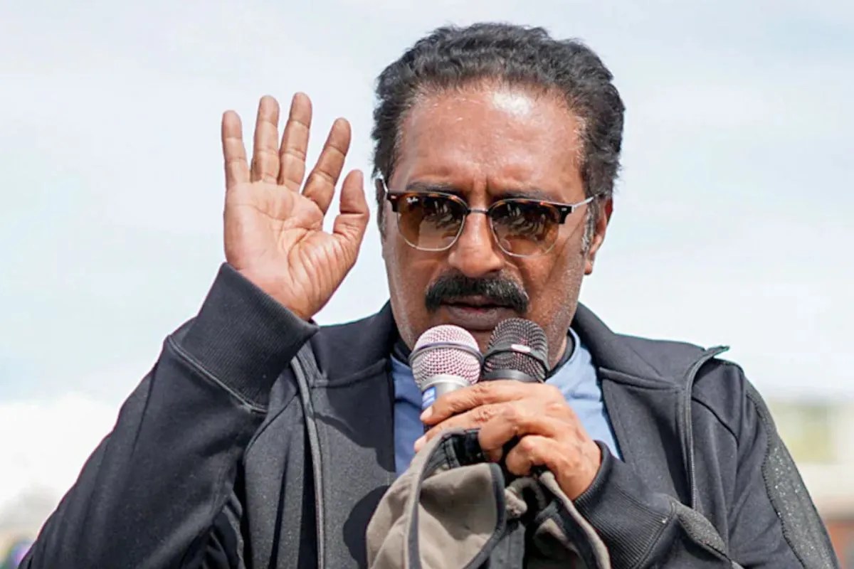 Iran-Israel war के बीच LPG संकट पर फिल्ममेकर प्रकाश राज ने दिया ऐसा बयान, मची सनसनी