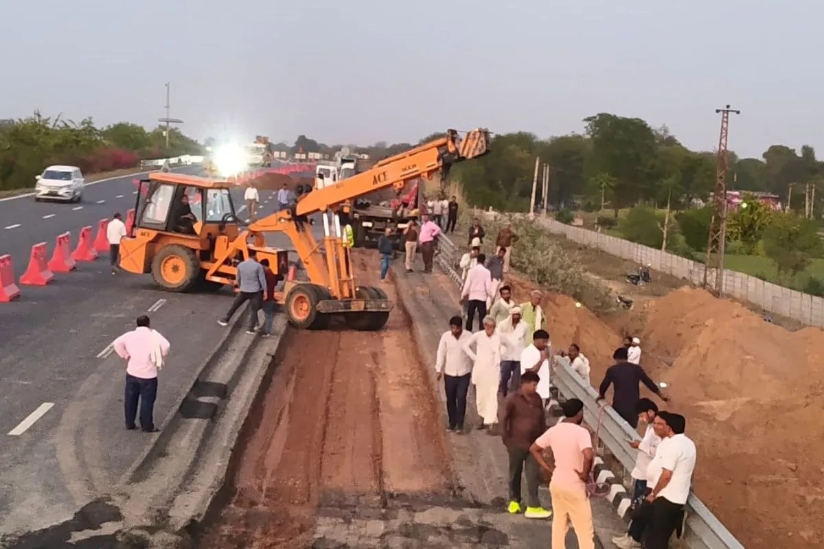 Rajasthan : एक्सप्रेसवे की धरती चीरकर प्रिंस की तलाश, 6 साल पुराने रहस्य में पहली बार हाईवे पर खुदाई