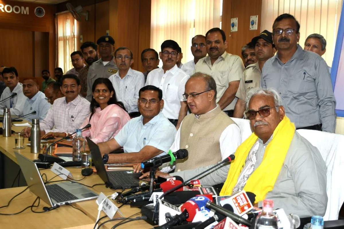 10वीं रिजल्ट 2026: जिलेवार रैंकिंग जारी, जानें शिक्षा मंत्री का गृह जिला किस नंबर पर