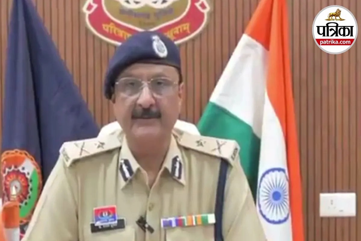 Holi: रायपुर के पहले पुलिस कमिश्नर ने दी होली की शुभकामनाएं