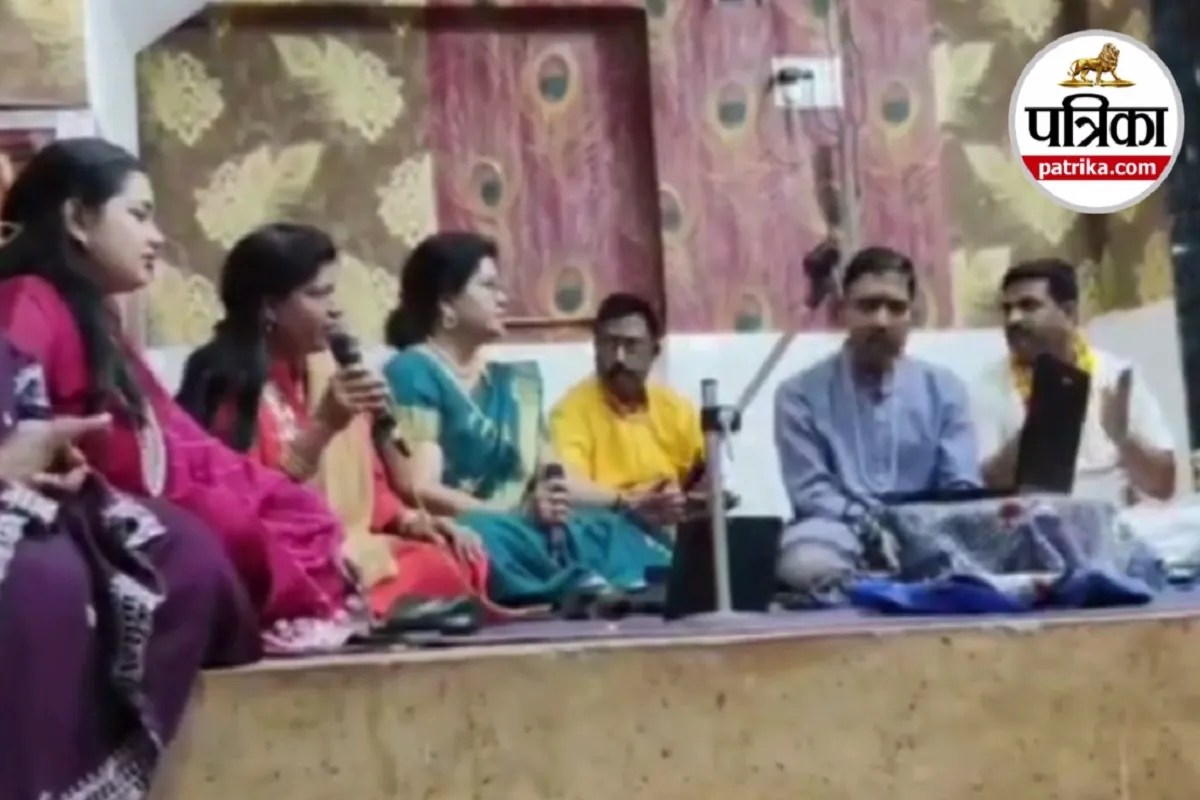 Raipur: श्रीराम मंदिर बूढ़ापारा में मिले सुर हमारा ने प्रस्तुत किए भजन