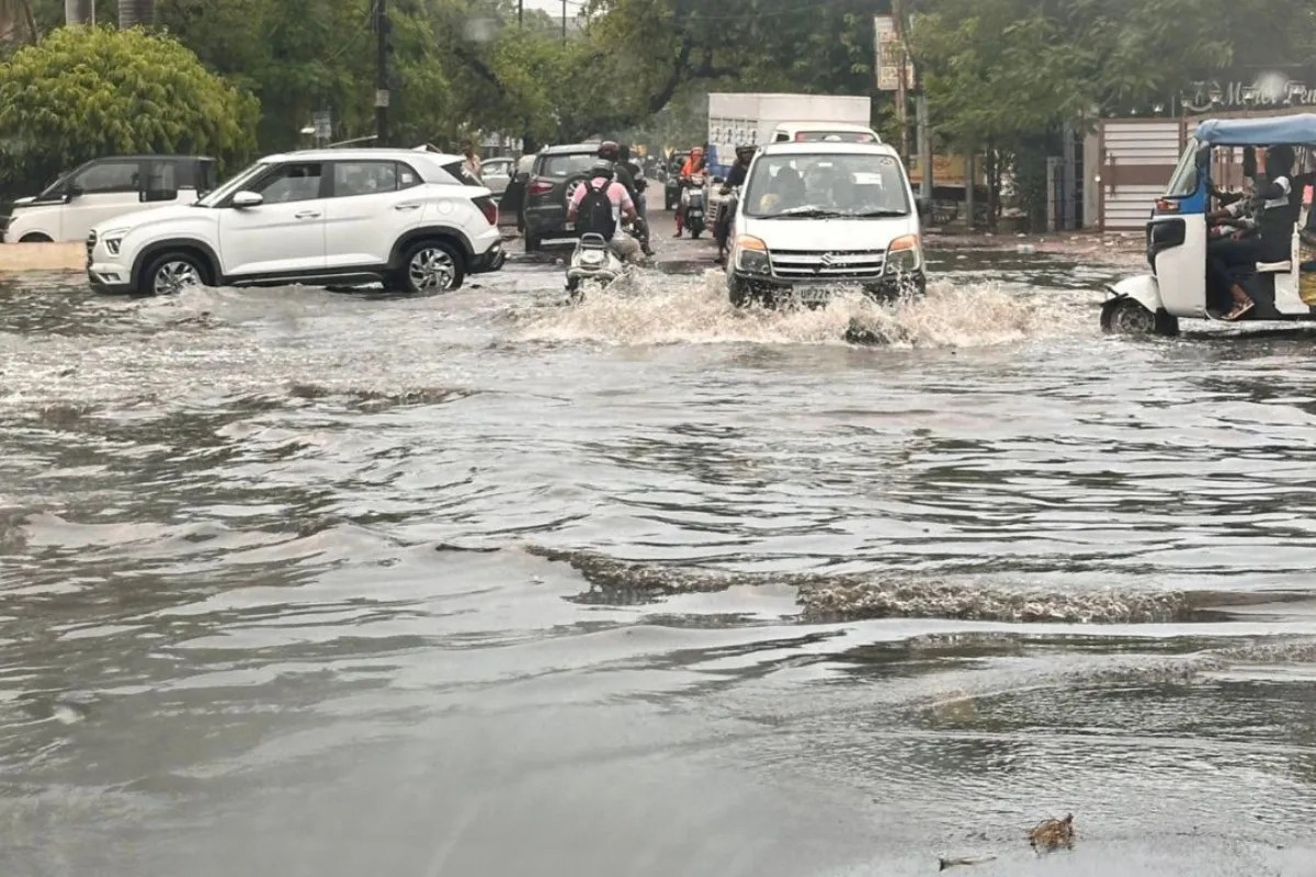 आईएमडी येलो अलर्ट जारी: 24 घंटे बाद बदलेगा मौसम का मिजाज, इन जिलों में वज्रपात और बारिश की चेतावनी