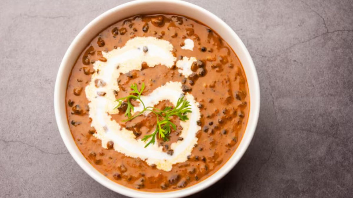 ढाबा स्टाइल दाल मखनी कैसे बनाएं? इस तरह बनाएंगे तो मिलेगा वही देसी स्वाद, फटाफट नोट करें रेसिपी