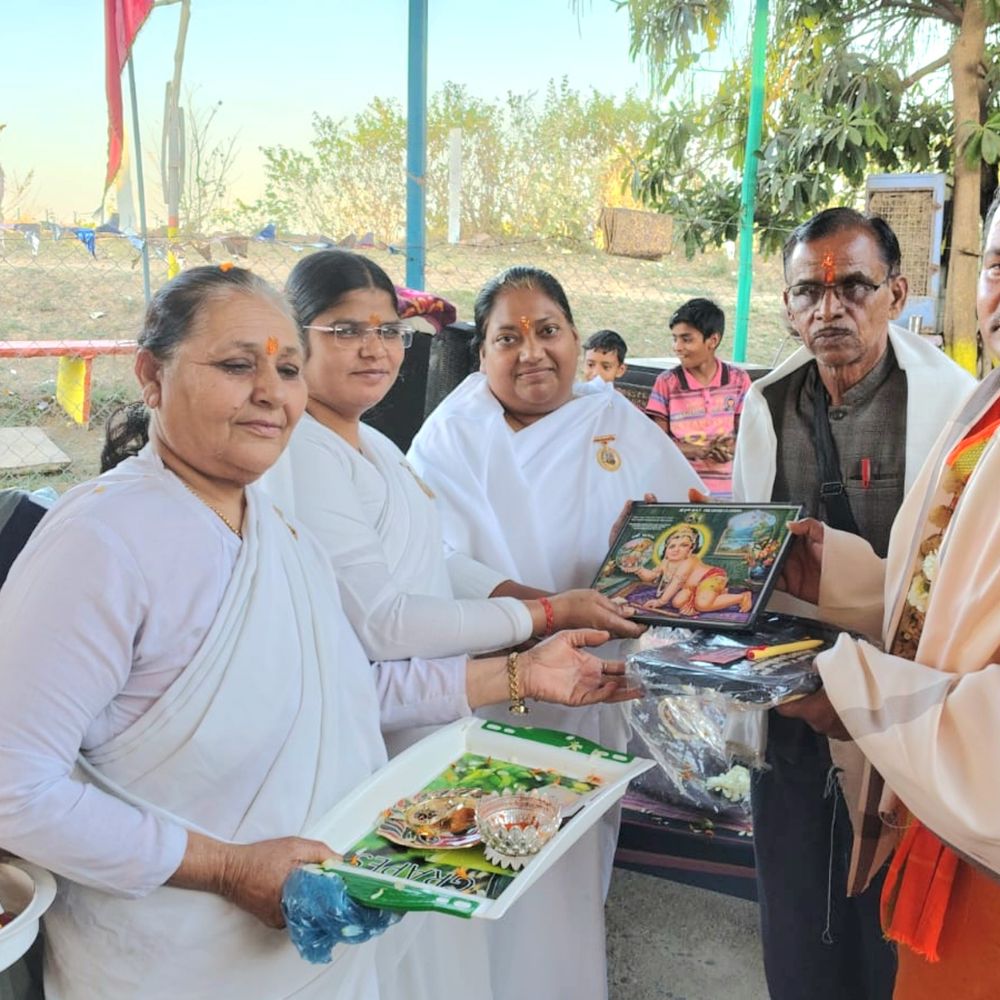 महिलाएं खुद को कमजोर न समझें