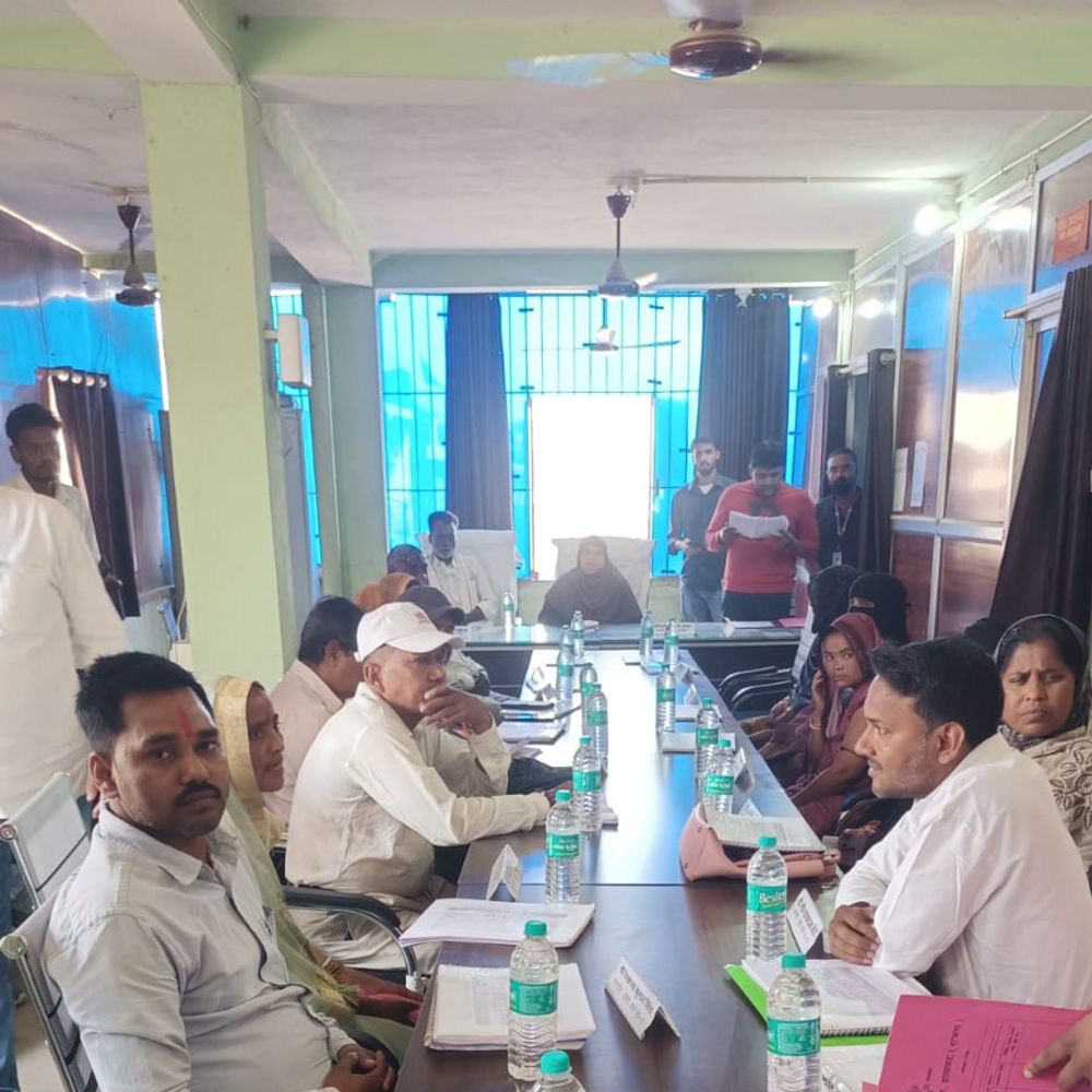 नपं की बजट बैठक में कार्यपालक पदाधिकारी, सांसद विधायक एवं विधान परिषदों के नहीं पहुंचने पर विरोध