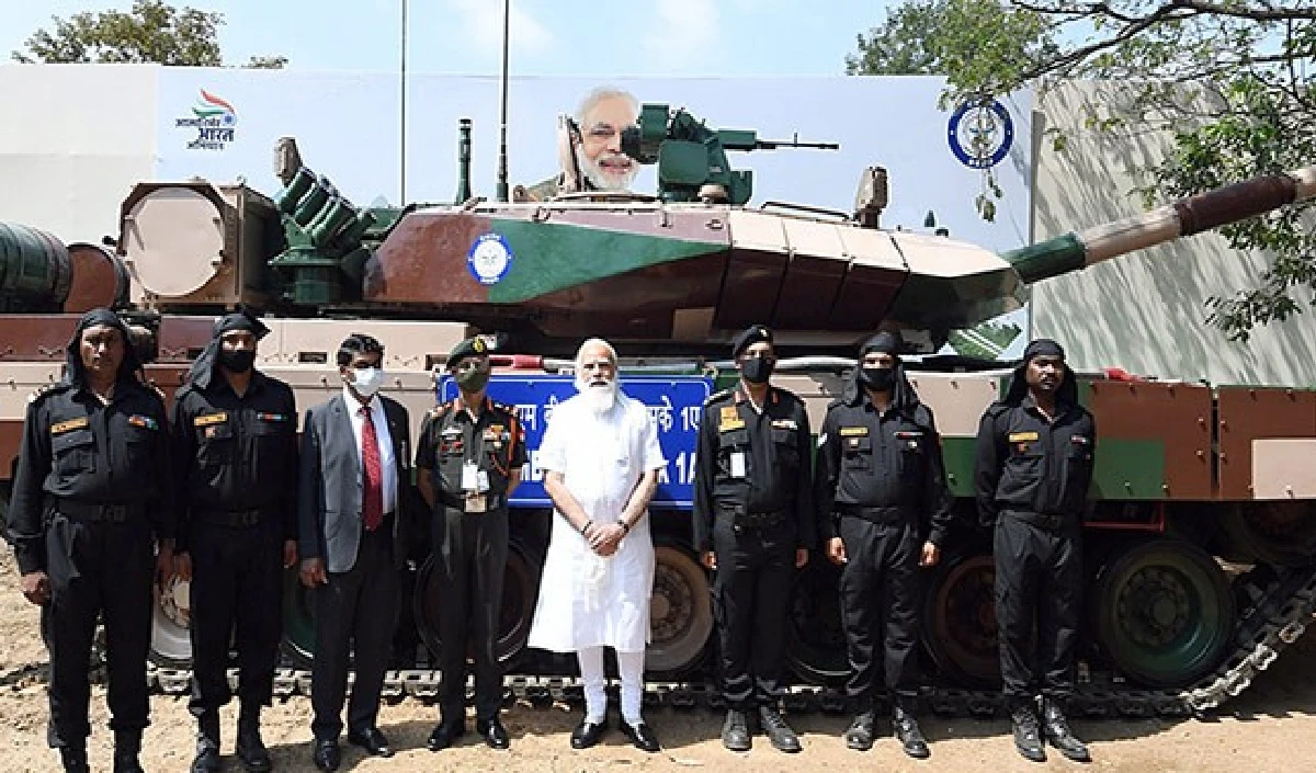 Indian Army का ‘गेम-चेंजर’ मूव: अब Tank Regiments बनेंगे ‘शिकारी’, Shaurya Drone Squadrons तैनात