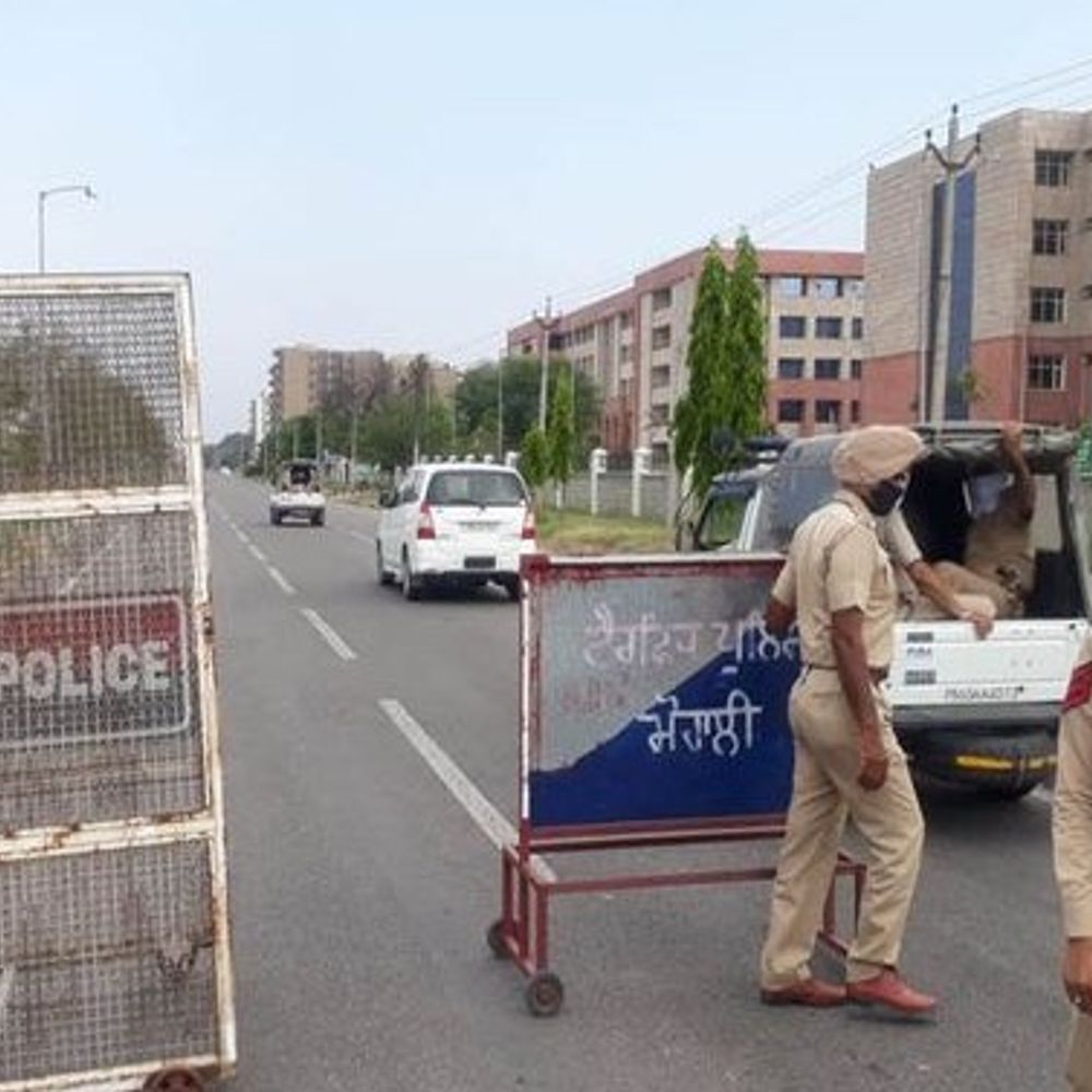 मोहाली पुलिस में बड़ा फेरबदल:15 पुलिस अधिकारियों के ट्रांसर्फर, कई थानों के SHO बदले, कईयों को भेजा पुलिस लाइन