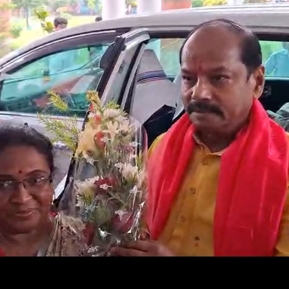 ओडिशा के पूर्व राज्यपाल रघुवर दास पहुंचे पाकुड़:कहा- बंगाल की जनता अब बदलाव चाहती है, इस बार बनेगी भाजपा सरकार