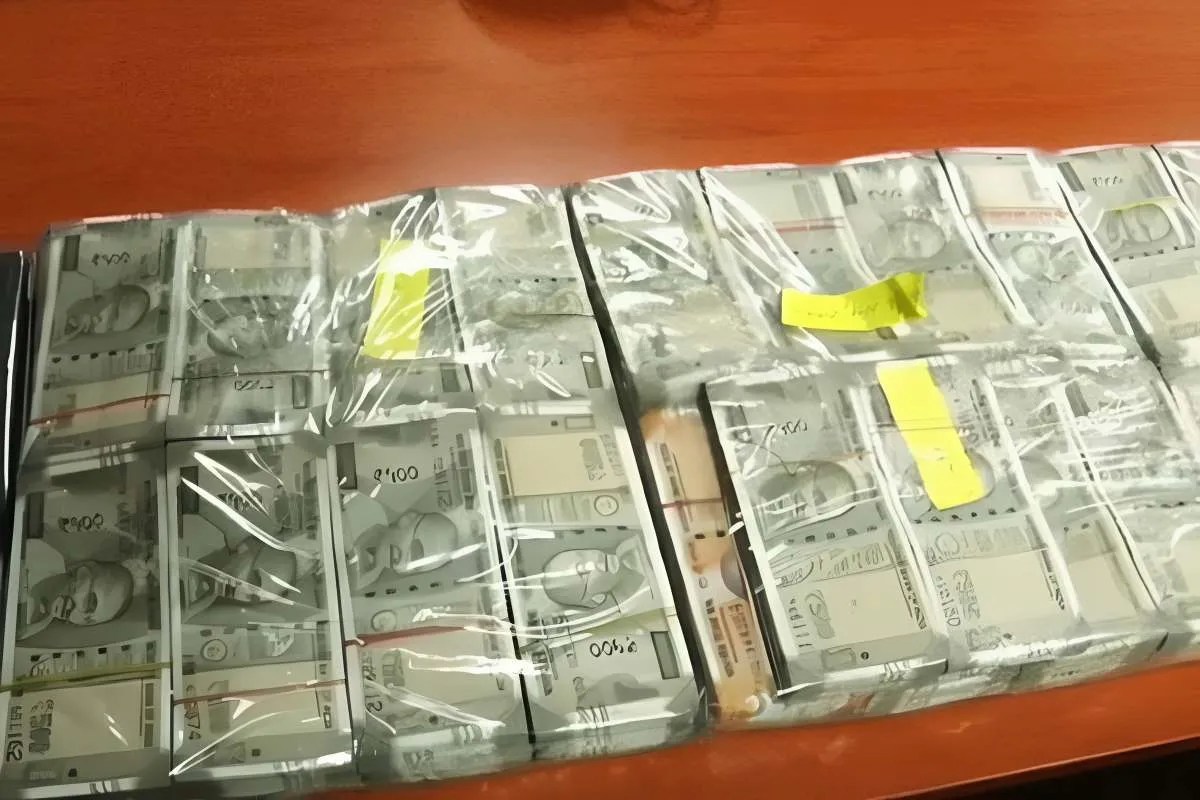 भोपाल में हुई 55 लाख की लूट का खुलासा, 12 आरोपी गिरफ्तार, 35 लाख कैश बरामद