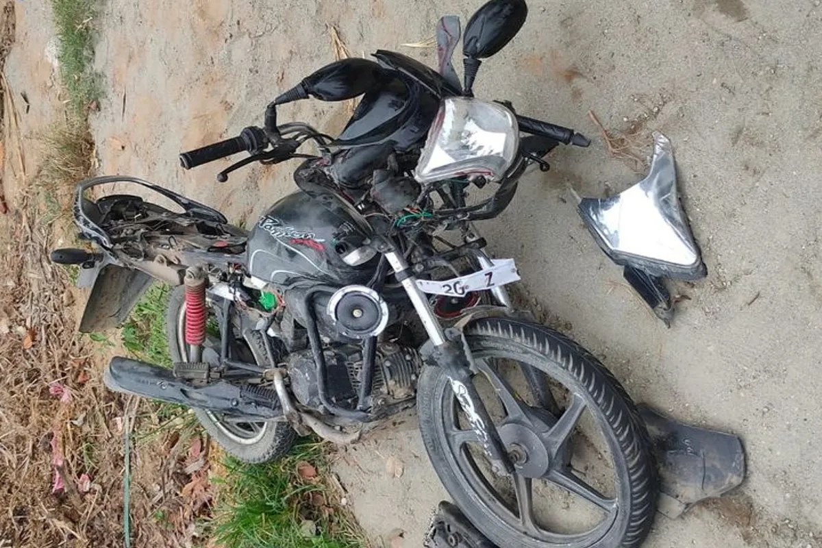 राजस्थान : कार की टक्कर से बाइक के उड़े परखच्चे, दादा-पोती की दर्दनाक मौत, स्कूल से लौटते समय हादसा