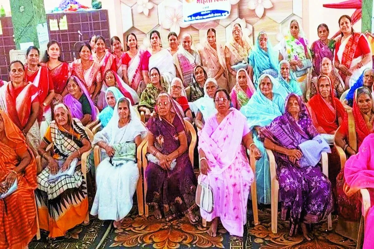 Bundi : महिलाओं का सम्मान कर कानून और अधिकारों की दी जानकारी