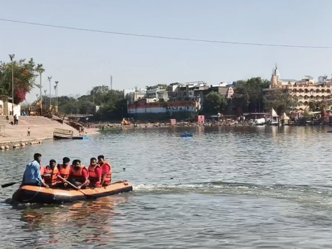 उज्जैन सिंहस्थ के लिए हो रहे 800 ‘आपदा मित्र’ तैयार:शिप्रा नदी किनारे युवाओं को दिया जा रहा विशेष प्रशिक्षण, 11 जिलों के युवा शामिल