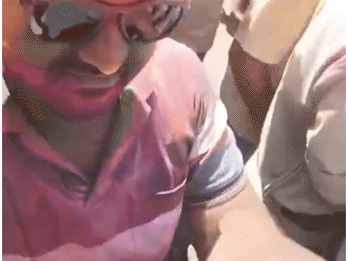 उज्जैन में सीएम के कार्यक्रम के पास धमाका:8 लोग झुलसे; 2 गंभीर इंदौर रेफर; रंगपंचमी पर निकली श्रीकृष्ण-सुदामा गेर में हुई घटना