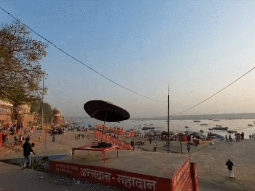 वाराणसी, प्रयागराज समेत 35 जिलों में बदला मौसम:आज से एक्टिव होगा पश्चिमी विक्षोभ, बांदा में 40 के पार पहुंचा पारा