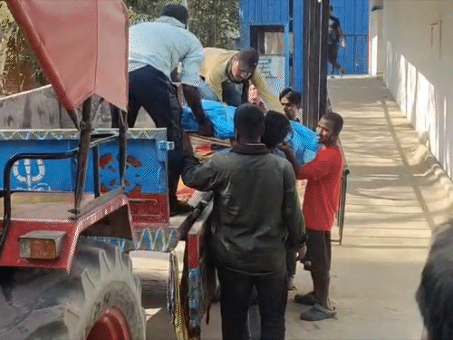 बेगूसराय में सड़क हादसे में घायल कारपेंटर की मौत:SH-55 पर अज्ञात वाहन ने मारी टक्कर, साइकिल से घर लौट रहे थे