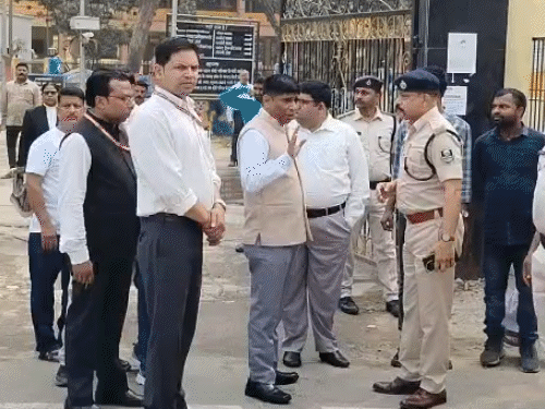 बेगूसराय सिविल कोर्ट को बम से उड़ाने की धमकी:ई-मेल में सायनाइड गैस-ड्रोन हमले का जिक्र, लिखा- दोपहर 1 बजे से पहले धमाके होंगे