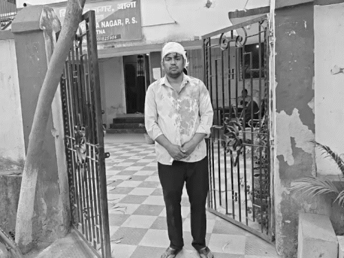 मुर्गे को लेकर दुकानदार और डीलर में विवाद:डीलर पर चाकू मारने और पैसे लूटने का आरोप, कहा- बर्ड फ्लू वाले मुर्गे दे दिए