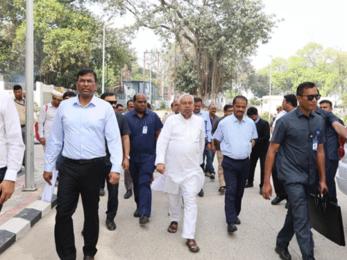 नीतीश के करीबी IAS अफसर जाना चाहते हैं दिल्ली:नए CM के आने से पहले छोड़ना चाहते हैं बिहार, जानिए कौन-कौन ब्यूरोक्रेट्स लाइन में