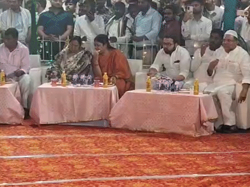 चिराग पासवान की इफ्तार, CM नीतीश, सम्राट चौधरी शामिल:राज्यसभा चुनाव को लेकर केंद्रीय मंत्री का निशाना, कहा- महागठबंधन अपने ही लोगों को नहीं संभाल पाया