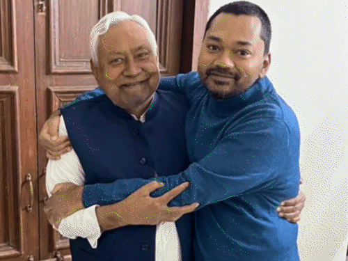 अब नीतीश का परिवारवाद-बिहार के 9 CM बेटे राजनीति में:लालू, कर्पूरी के बाद CM के बेटे निशांत का पॉलिटिकल डेब्यू, जानें कौन पास-कौन फेल