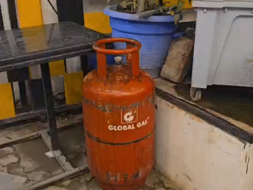 गैस सिलेंडर किल्लत, होटल-रेस्टोरेंट का मेन्यू सिमटा:दरभंगा में कारोबारियों ने कहा- स्थिति सामान्य नहीं हुआ तो नुकसान होगा