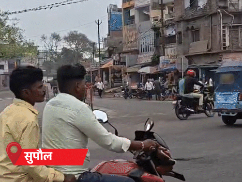 बिहार के 22 जिलों में बारिश-बिजली का यलो अलर्ट:40KM प्रति घंटे की रफ्तार से चलेगी हवा, 37°C टेंपरेचर के साथ कैमूर सबसे गर्म