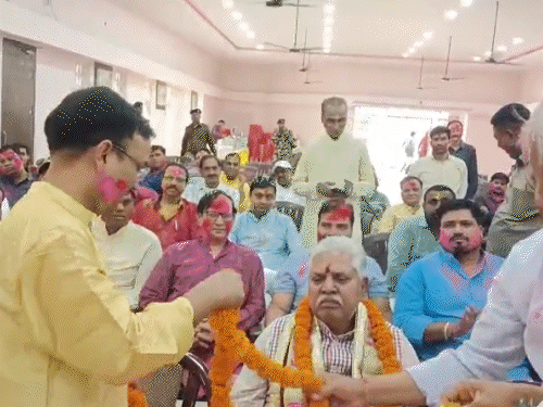 गयाजी में विधानसभा अध्यक्ष होली मिलन समारोह में शामिल:इजरायल-ईरान युद्ध पर बोले- बुद्ध के शांति मार्ग पर चलना चाहिए