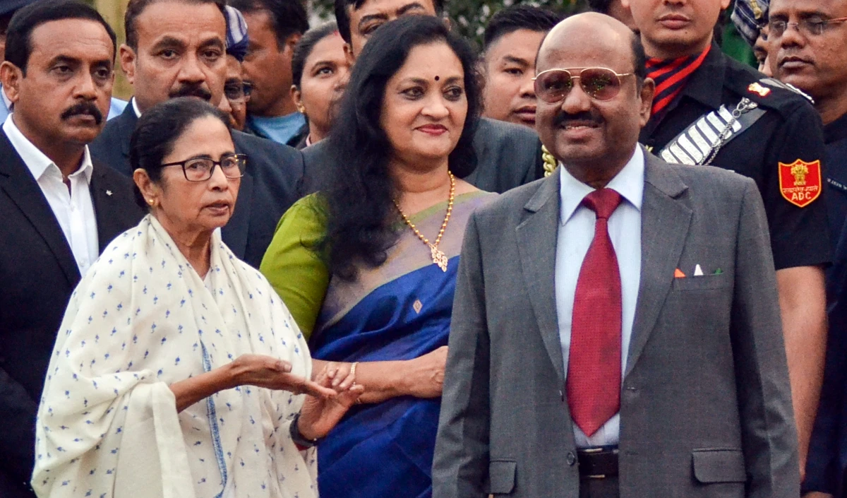 West Bengal के ‘राजभवन’ में खलबली! राज्यपाल C.V. Ananda Bose का इस्तीफा, कांग्रेस ने उठाए सवाल