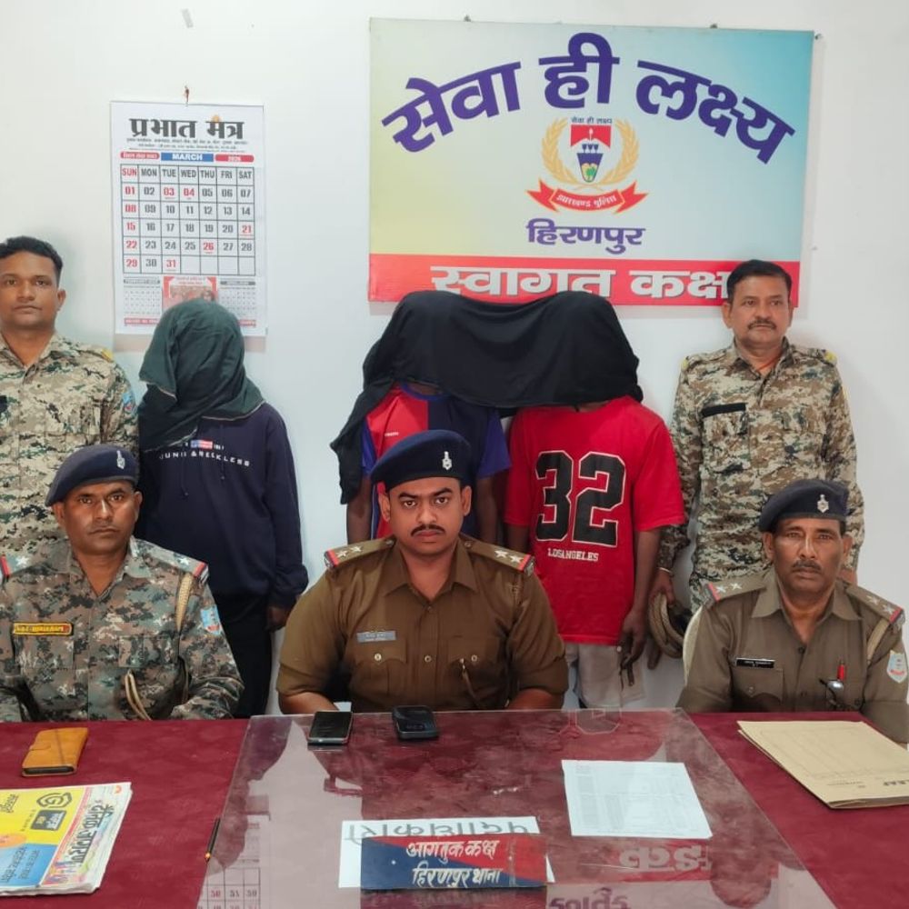 किसी और से संबंध के शक में प्रेमिका की हत्या:प्रेमी ने खेत में बुलाकर साथियों संग किया गैंगरेप, हत्याकर शव फेंका; तीन आरोपी गिरफ्तार