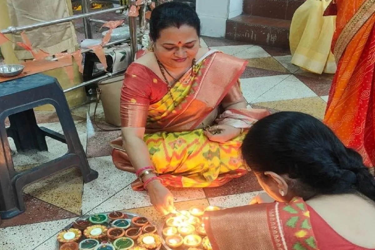 Raipur: श्रीराम जन्मोत्सव में गायत्री परिवार ने किया दीप यज्ञ