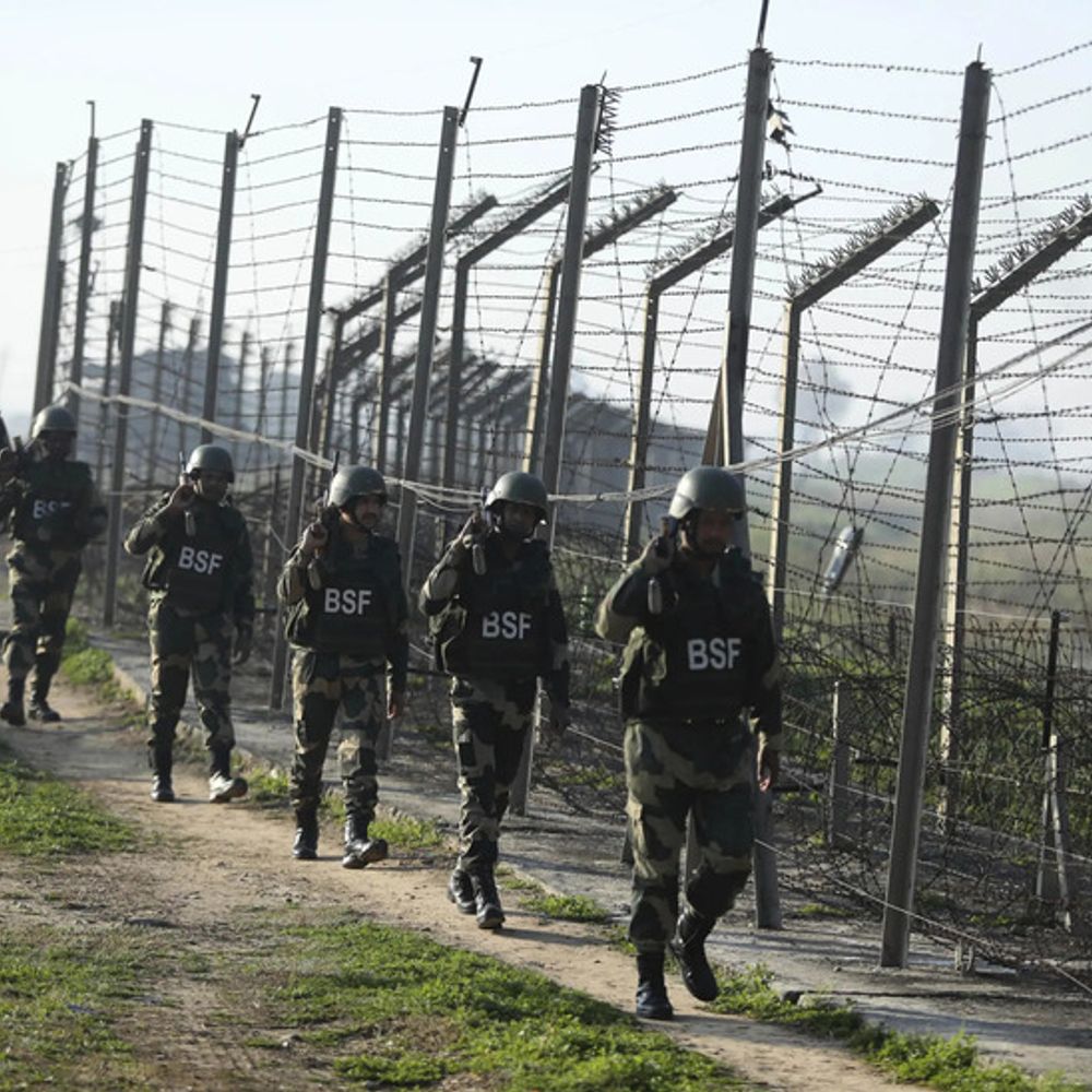 भारत की पाकिस्तान-बांग्लादेश बॉर्डर पर एंटी-ड्रोन-सेंसर से निगरानी:चीन सीमा पर पेट्रोलिंग 3 गुना बढ़ी, लद्दाख में ITBP के 29 नए आउटपोस्ट बने