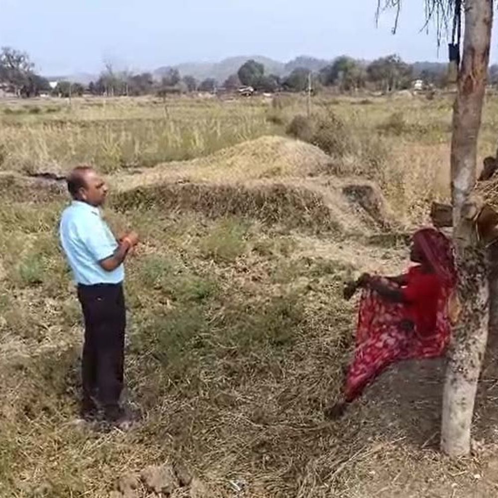 ग्रामीण बोला- भालू के हमले राहत राशि में रिश्वत दी:बालाघाट में कहा- वन अधिकारी ने लिए 14 हजार रुपए, अफसर ने आरोपों को झूठा बताया